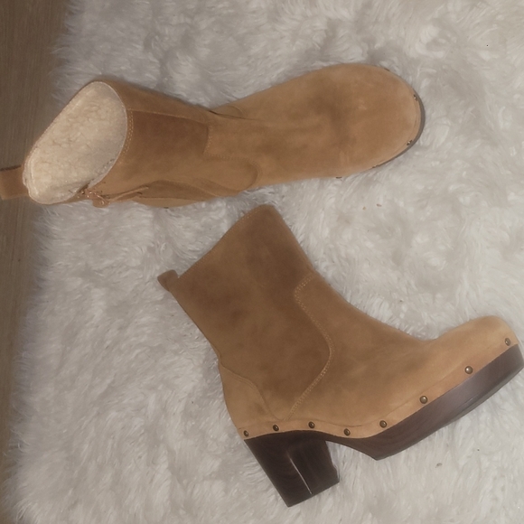 Clarks Shoes - CLARKS BOOTS